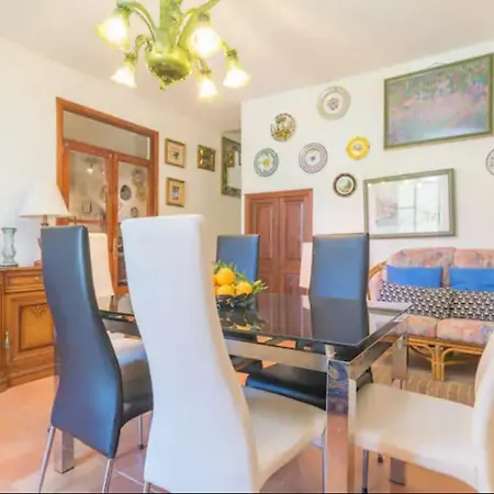 Casa Margarita, Casa Con Piscina En
